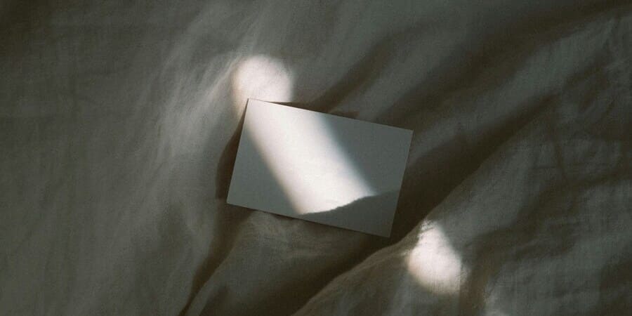 放置名刺は損失？製造業の眠れるリストを商談に変える資産活用